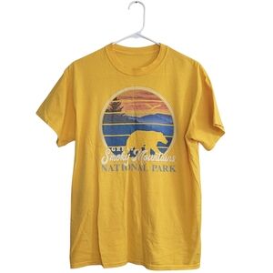 Vintage Unisex Great Smoky Mountain National Park Yellow T-shirt